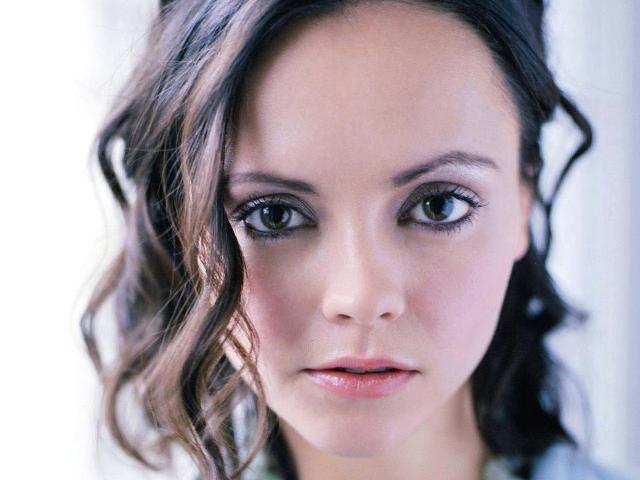 Visages-de-celebrites_23.jpg - í !"#$%&'()*+,-./0123456789:; ?@ABCDEFGHIJKLMNOPQRSTUVWXYZ[\]^_`abcdefghijklmnopqrstuvwxyz{|}~ ¡¢£¤¥¦§¨©ª«¬­®¯°±²³´µ¶·¸¹º»¼½¾¿ÀÁÂÃÄÅÆÇÈÉÊËÌÍÎÏÐÑÒÓÔÕÖ×ØÙÚÛÜÝÞßàáâãäåæçèéêëìíîïðñòóôõö÷øùúûüýþÿÿÿÿÿÿÿ