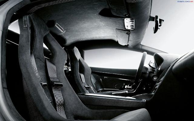 Lamborghini--Gallardo-Superleggera_06.jpg