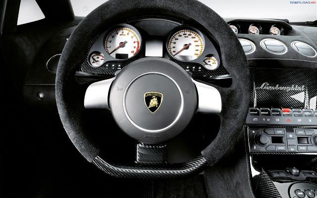 Lamborghini--Gallardo-Superleggera_08.jpg