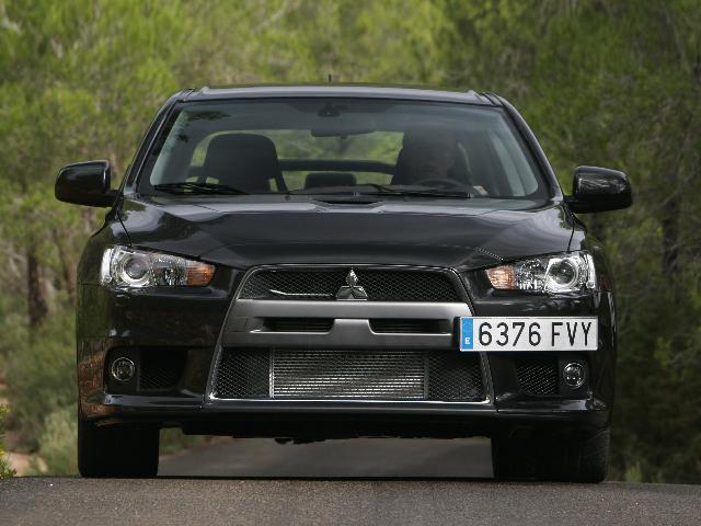 Mitsubishi-Lancer-Evolution-X-Europe_15.jpg
