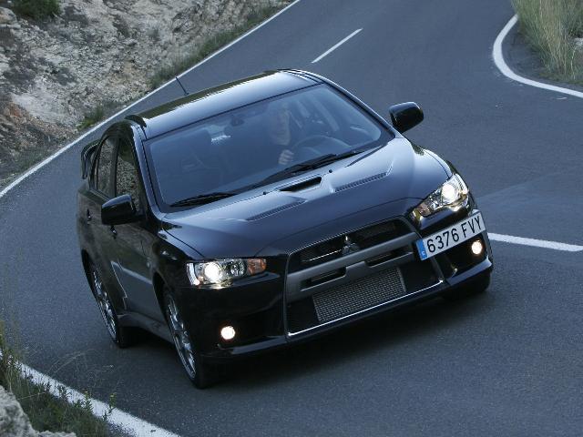 Mitsubishi-Lancer-Evolution-X-Europe_20.jpg
